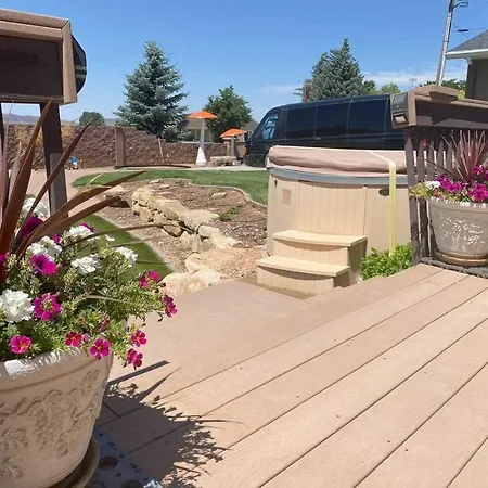 Tacit Shadow Resort Aviator Queen Suite, Gym, Coffee Bar, Hot-Tub, Free Laundry, Food Available Parowan Exterior photo